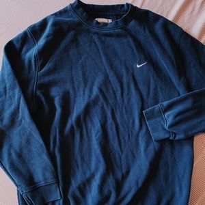 Classic Nike Navy Crewneck Sweatshirt